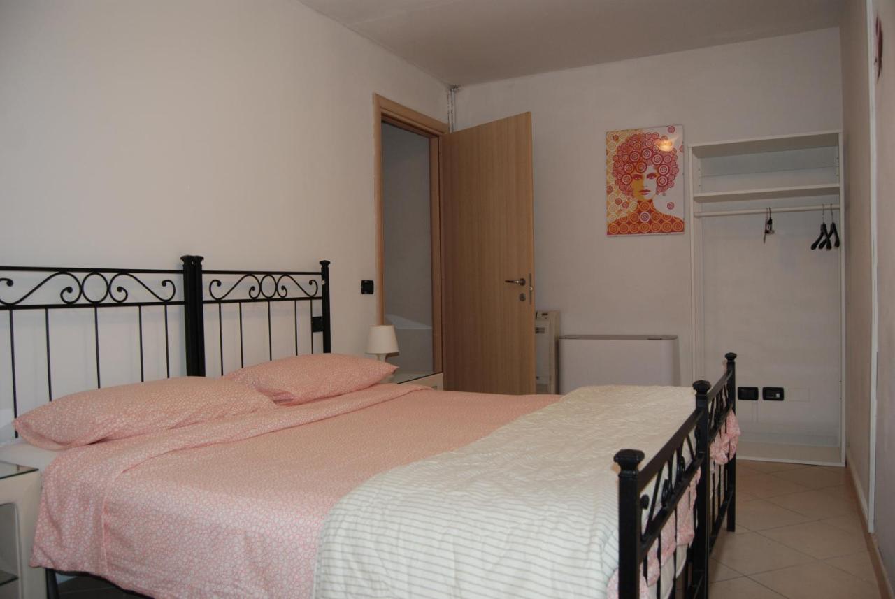 Case Vacanza Le Vele Desenzano del Garda Ngoại thất bức ảnh