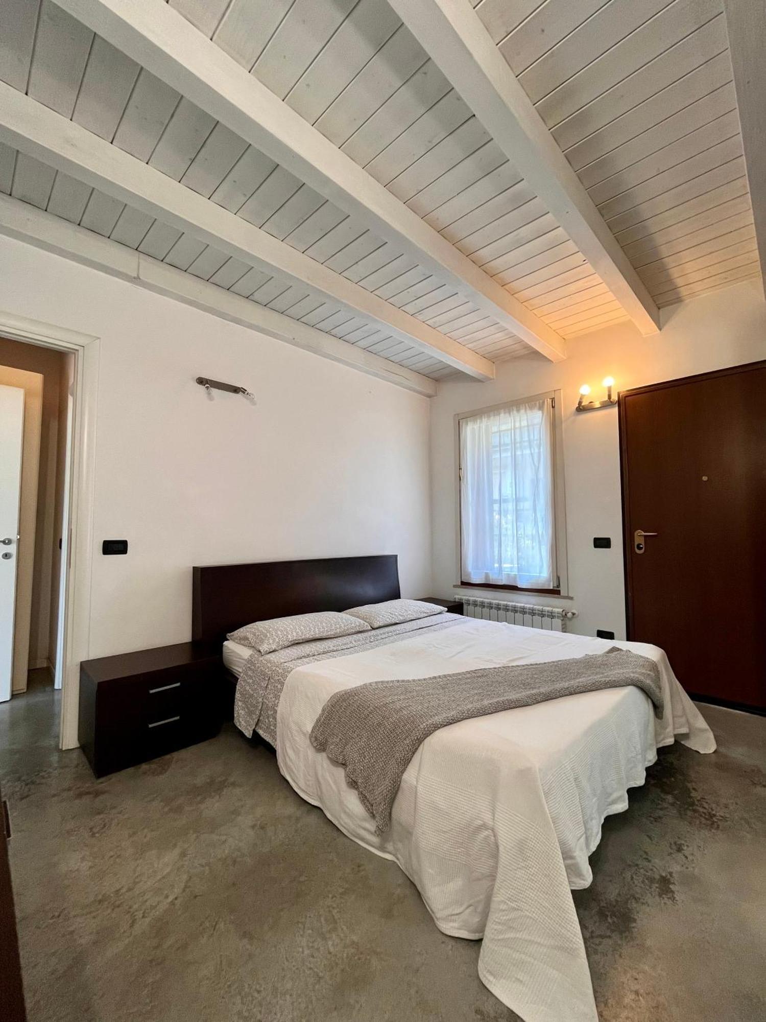 Case Vacanza Le Vele Desenzano del Garda Ngoại thất bức ảnh