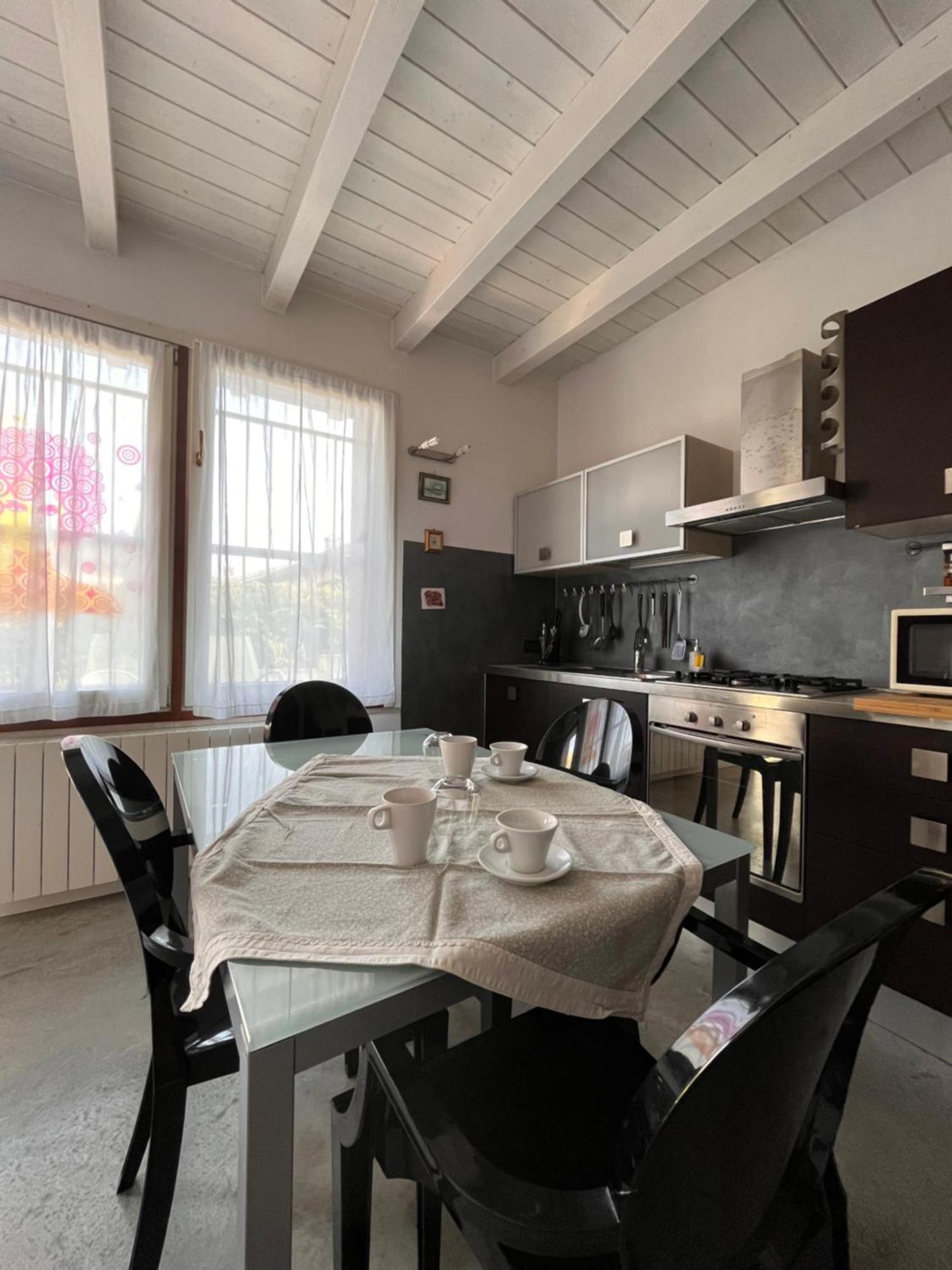 Case Vacanza Le Vele Desenzano del Garda Ngoại thất bức ảnh