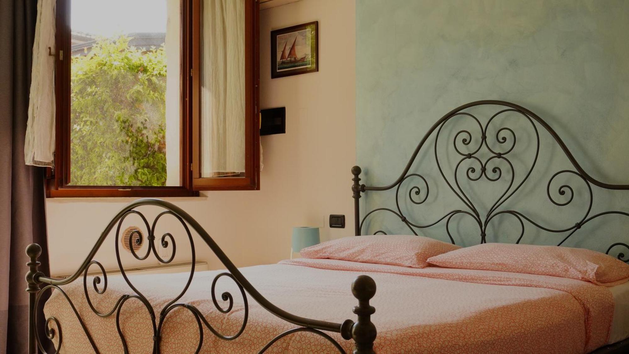 Case Vacanza Le Vele Desenzano del Garda Ngoại thất bức ảnh